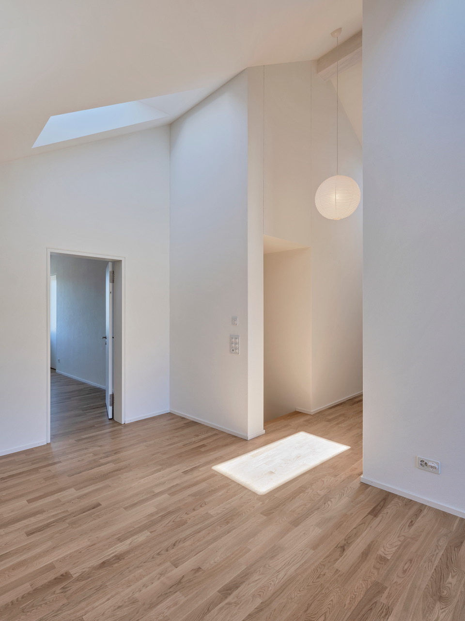 Attika-Wohnung VI.0301